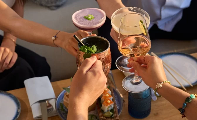  A New Social Experience at NOÉPE: Sakura Sushi and Kanpai